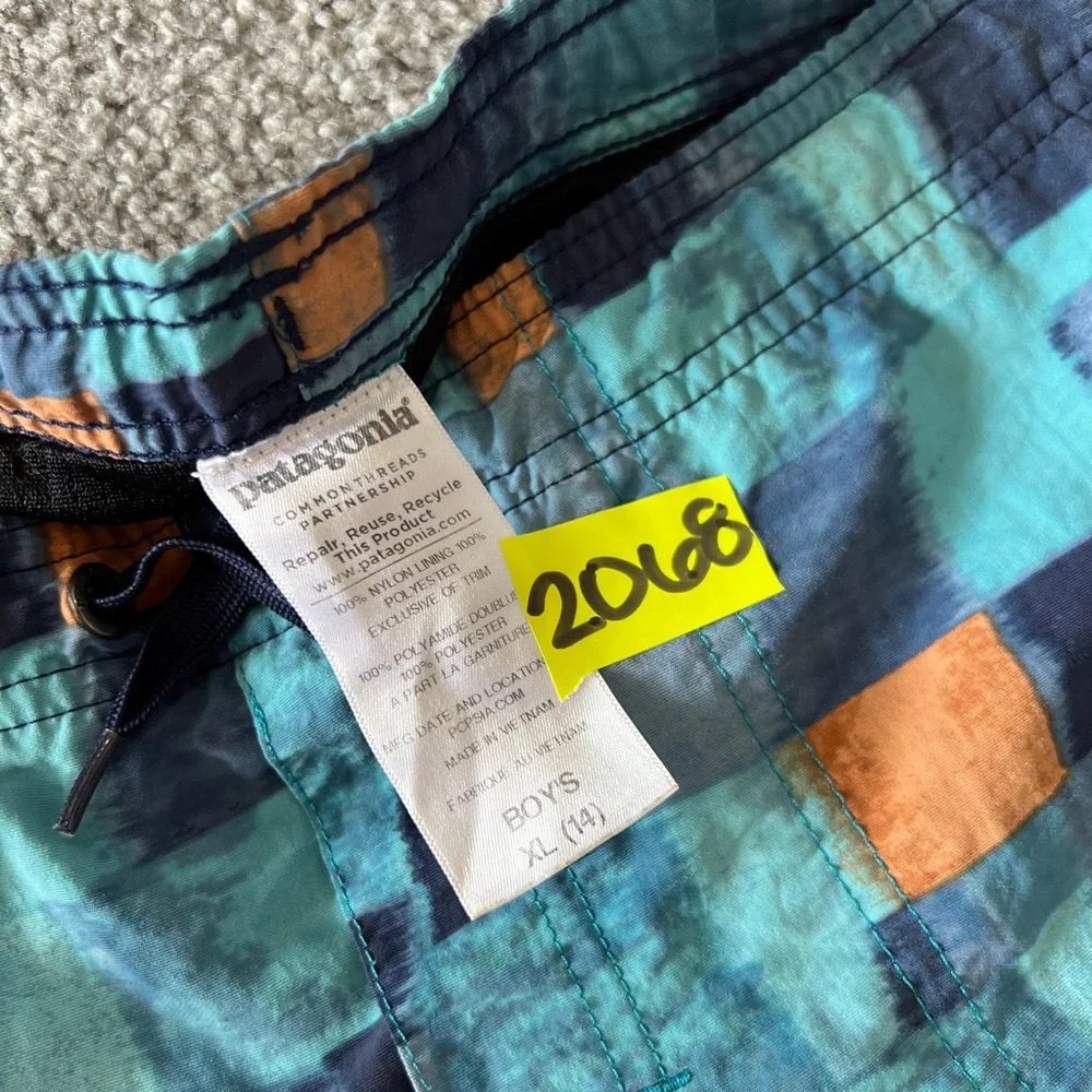 Patagonia shorts boys